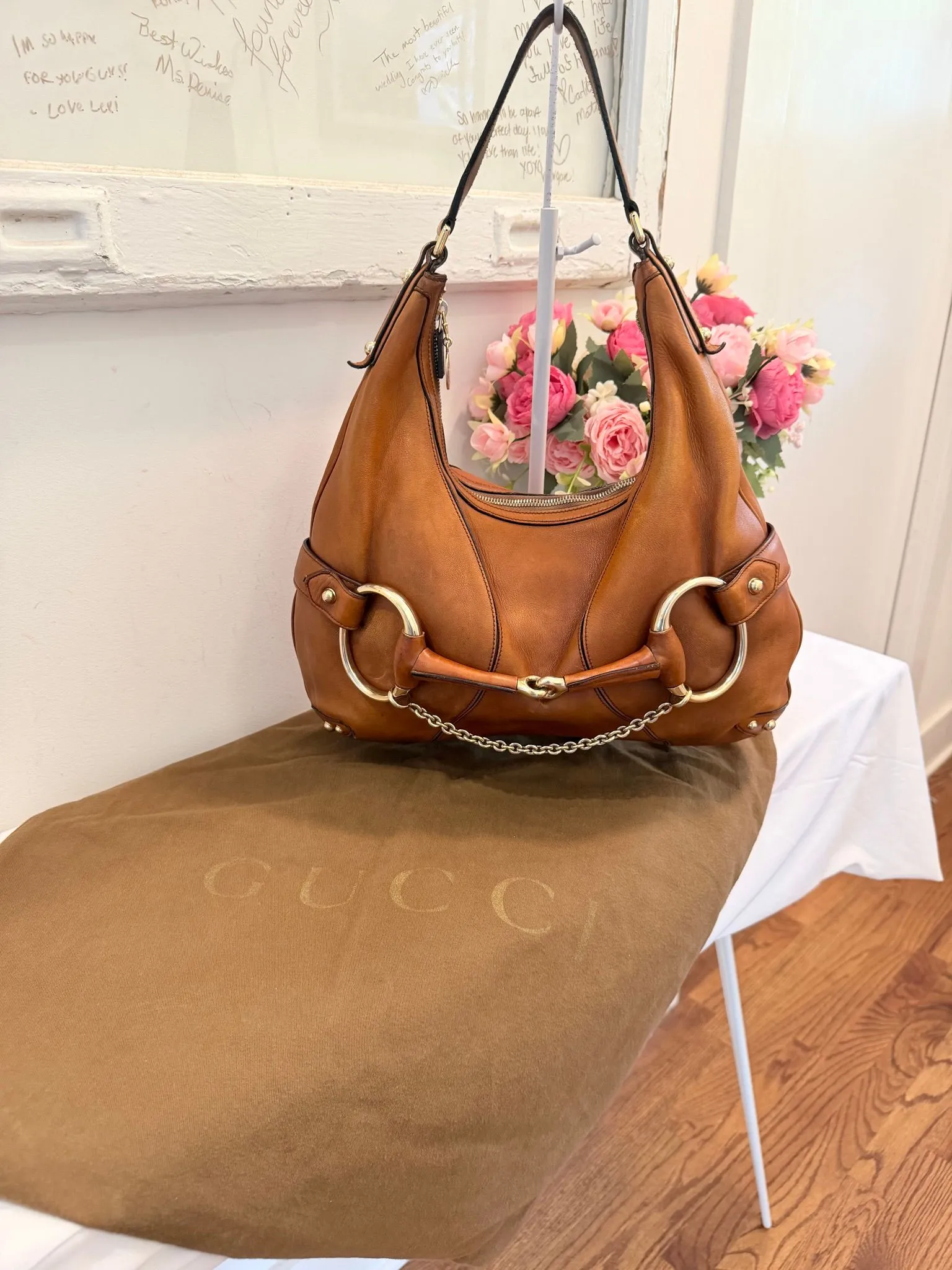Authenticated Cognac Vintage Gucci Horsebit Hobo Shoulder Bag — pre-owned luxury designer Gucci bag | LaceLuxx
